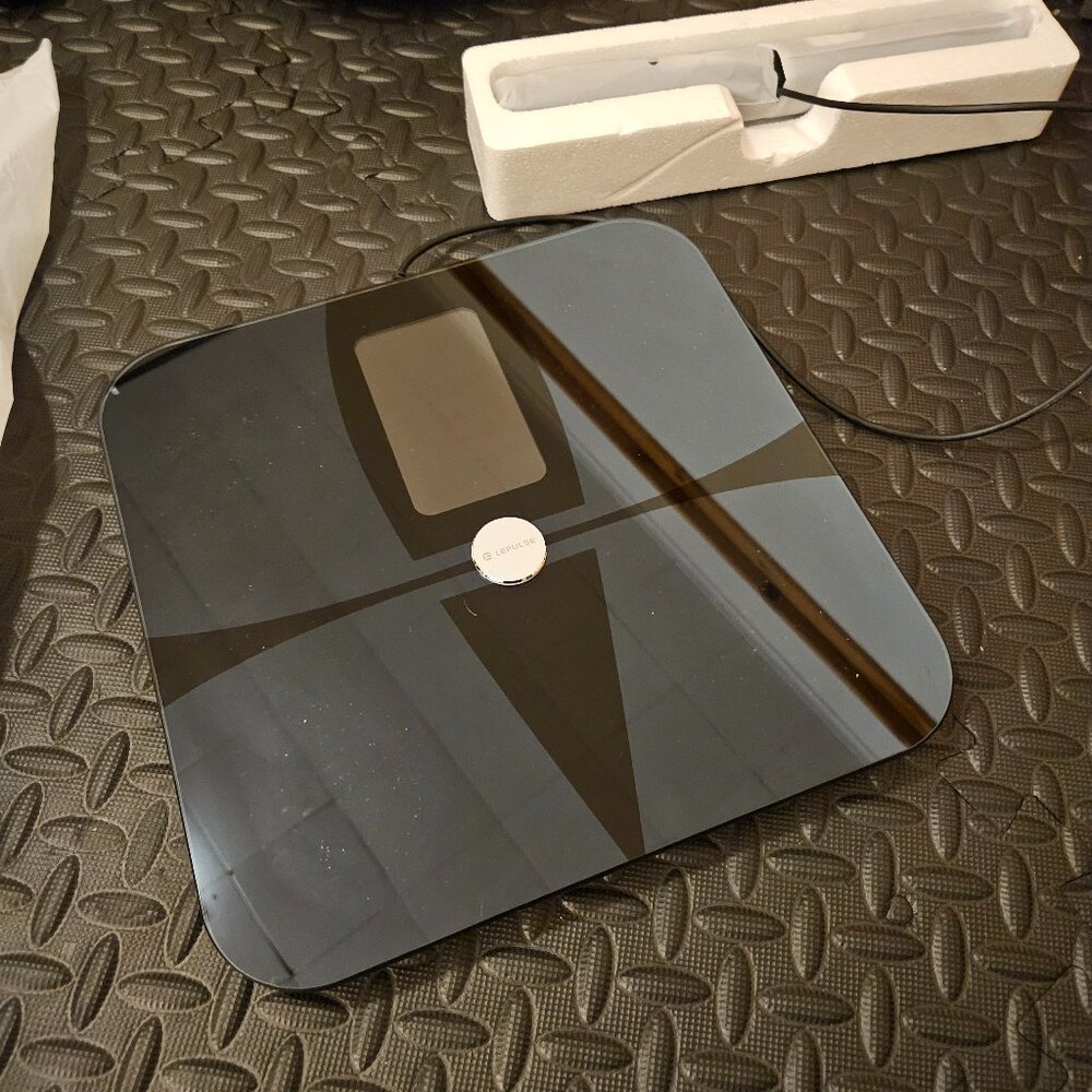 Lepulse 8 Electrode Smart Scale